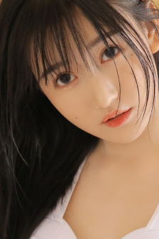 年轻女老板做愛